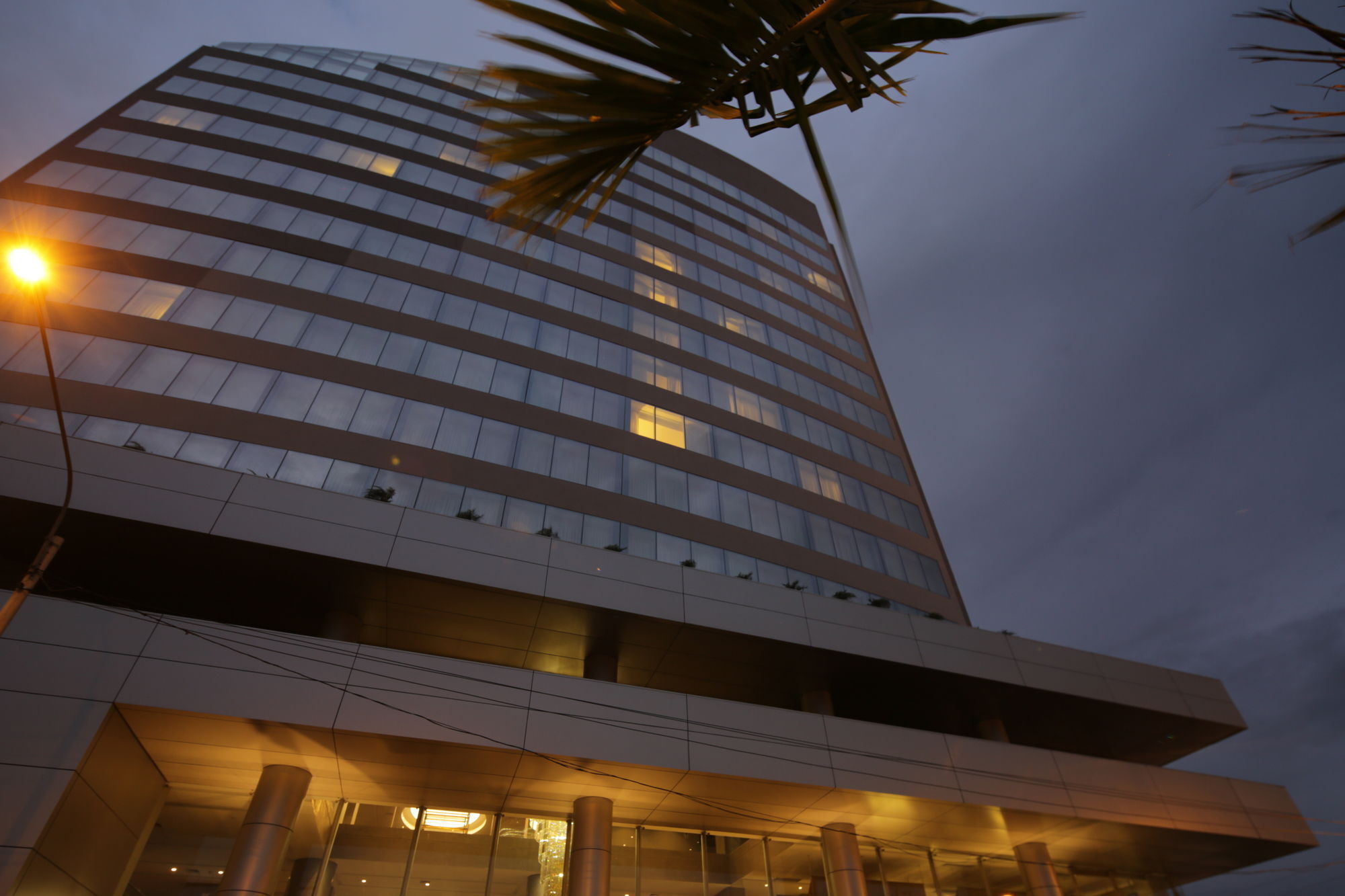 Casa Andina Premium Trujillo Hotel Encalada Kültér fotó